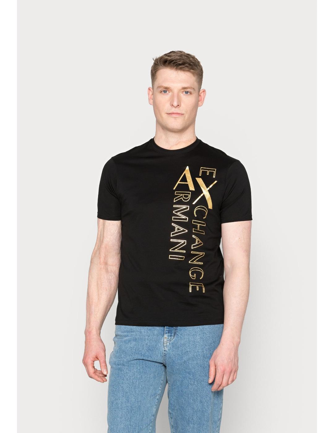 Puro Imperativo Perth Camiseta Armani Exchange logo dorado para hombre