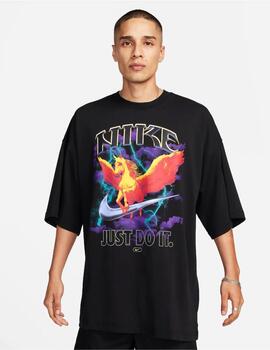 Camiseta Nike oversize negra estampada unisex