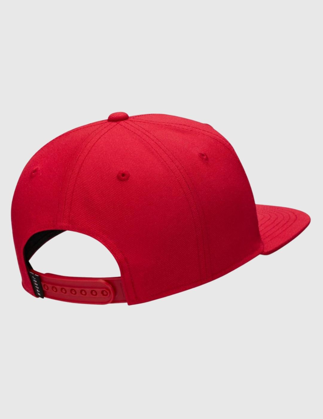 Gorra Jordan roja con logo para niño