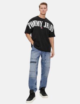 Camiseta TOMMY JEANS negra maxi logo para hombre