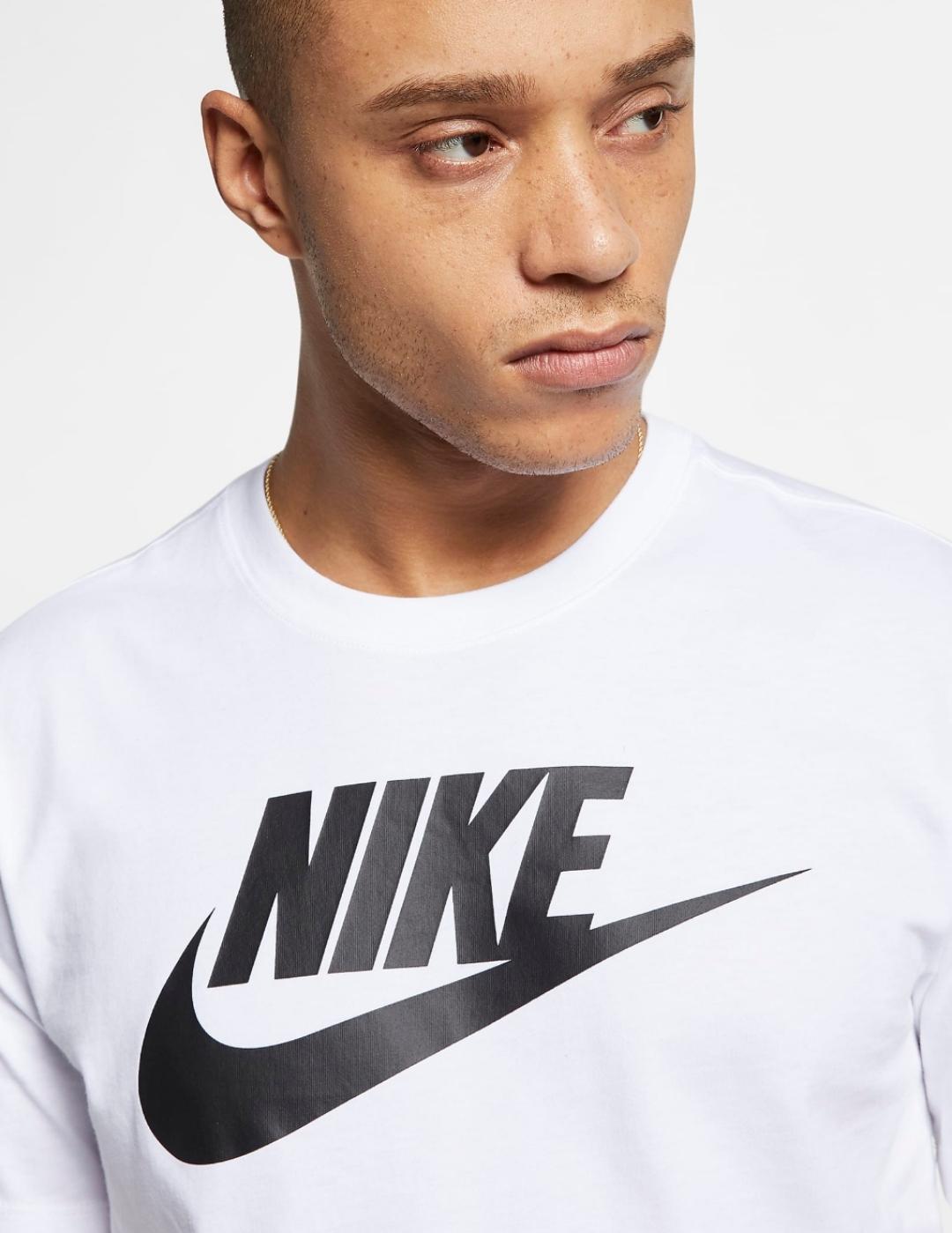 Camiseta  Nike Sportswear Club