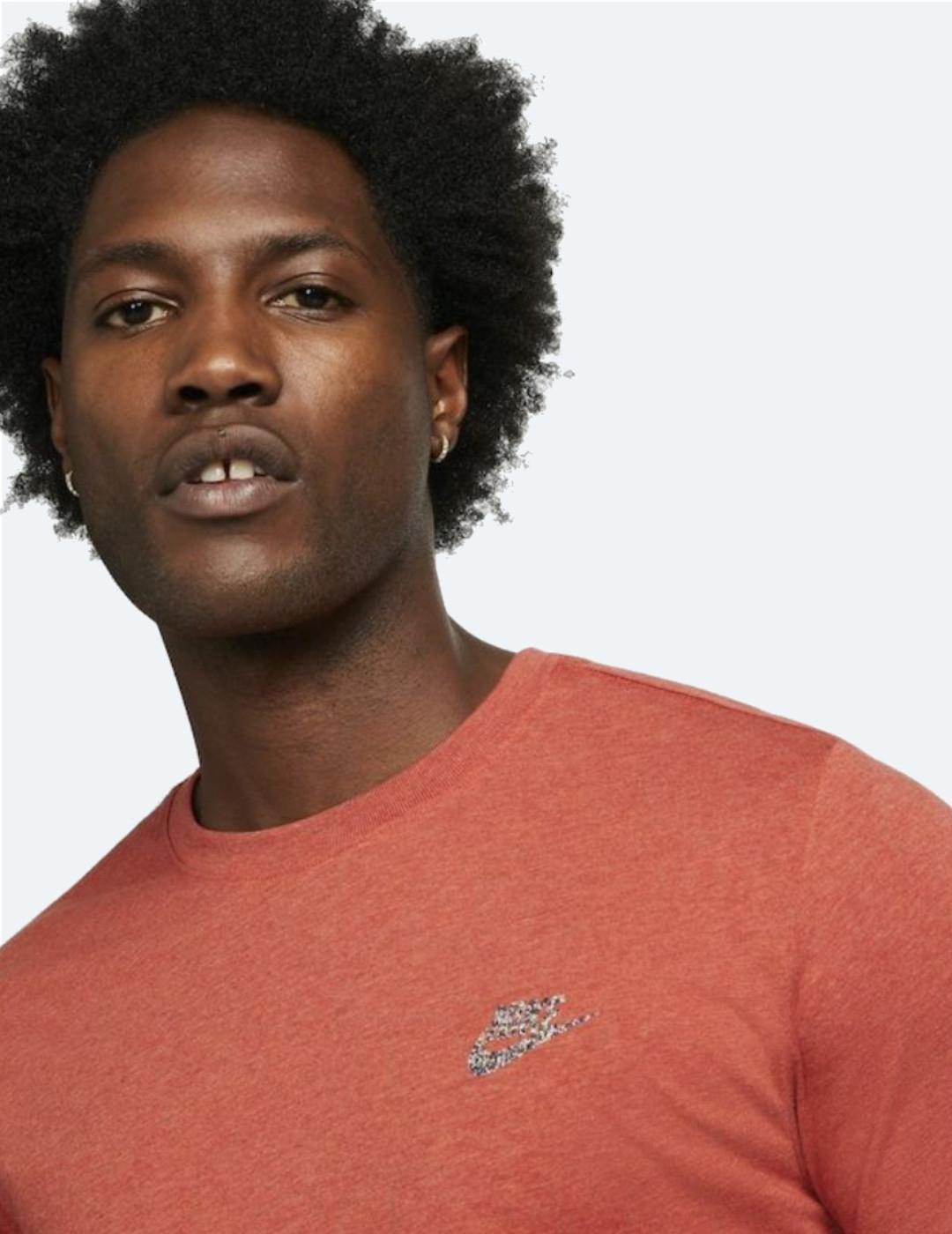 Camiseta Nike Logo Coral